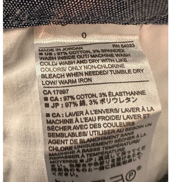 Banana Republic Size 0 White & Gray Vacay Preppy Striped Seersucker Short Summer - Picture 5 of 10